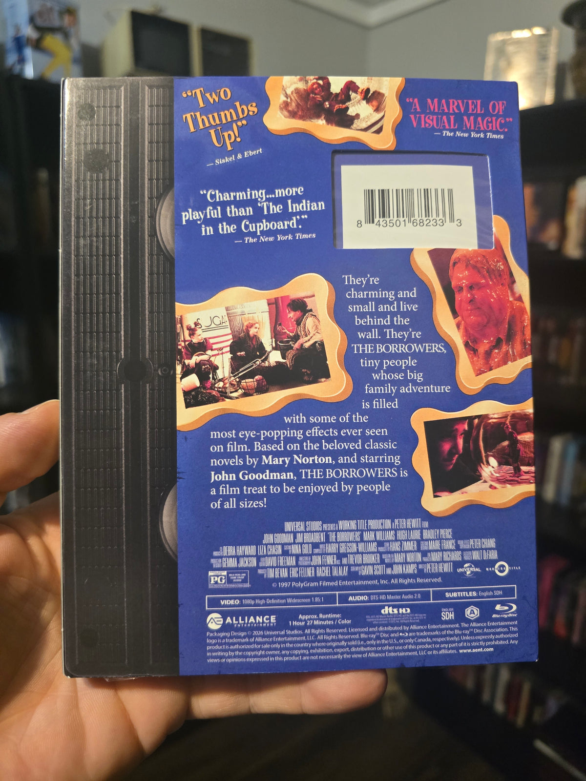 THE BORROWERS [RETRO VHS EDITION] (MILL CREEK) (BLU-RAY)