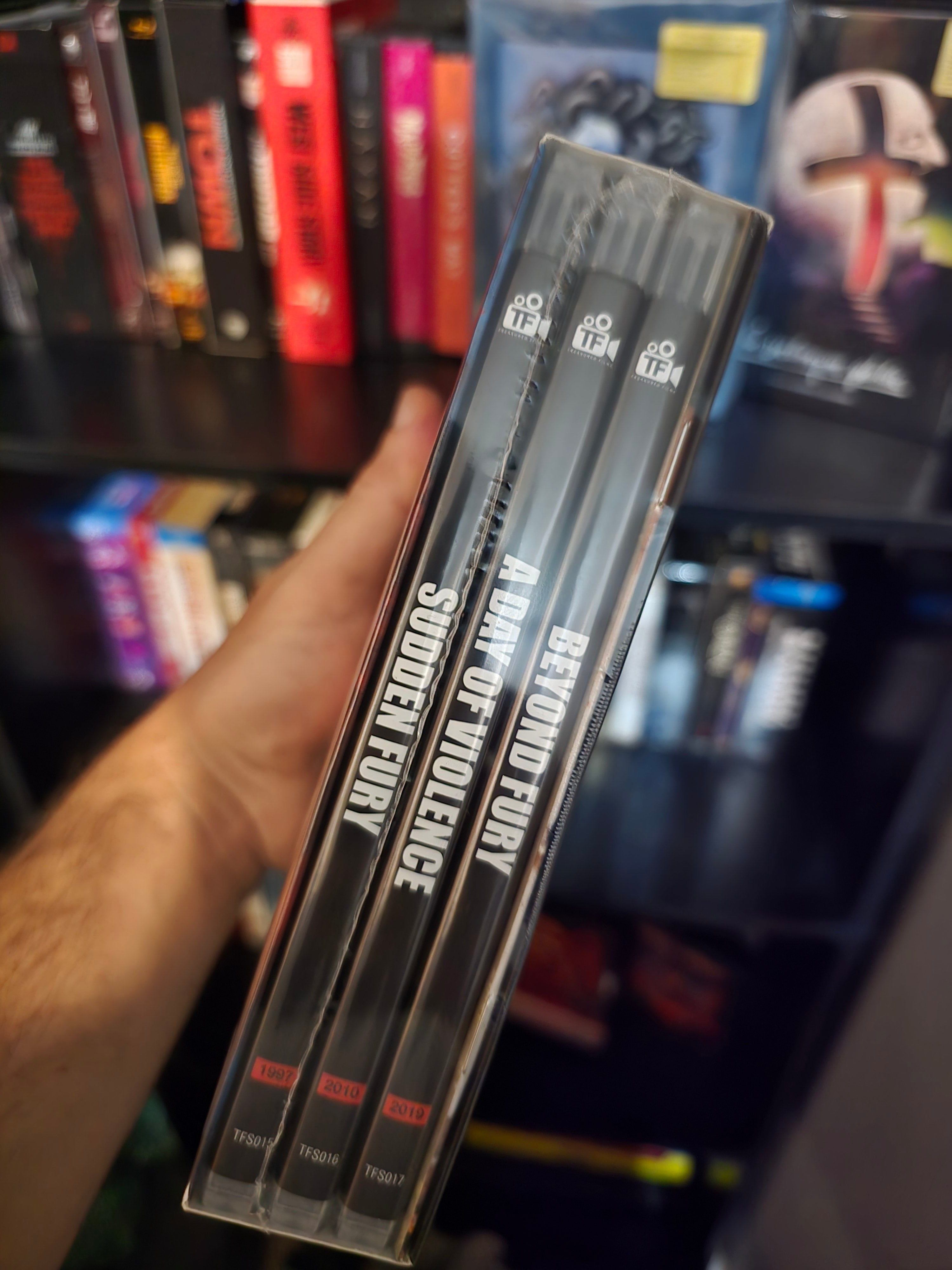 Gialli, Guns & Gore! The Brutal Films of Darren Ward [3 Disc Collector's Set - Sudden Fury, A Day of Violence, Beyond Fury] (Treasured Films) (Blu-ray w/Slipcase)