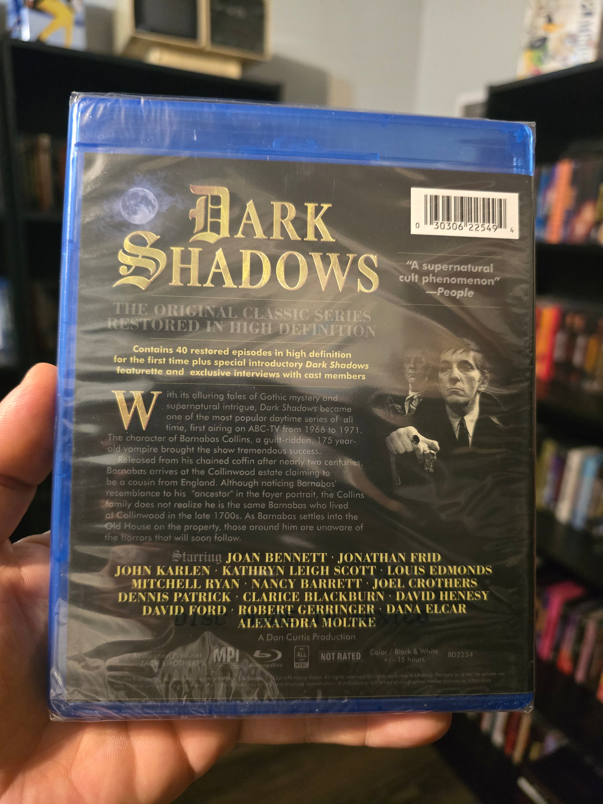 Dark Shadows: Volume 1 – Dark Sky Films Blu-ray