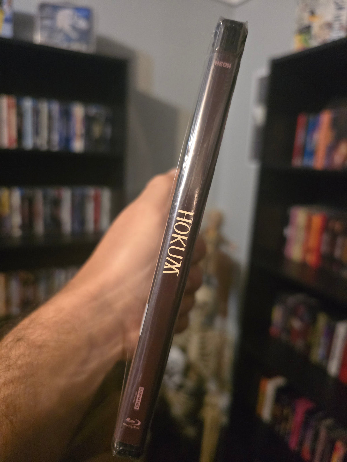 HOKUM (NEON) (4K UHD+BLU-RAY)