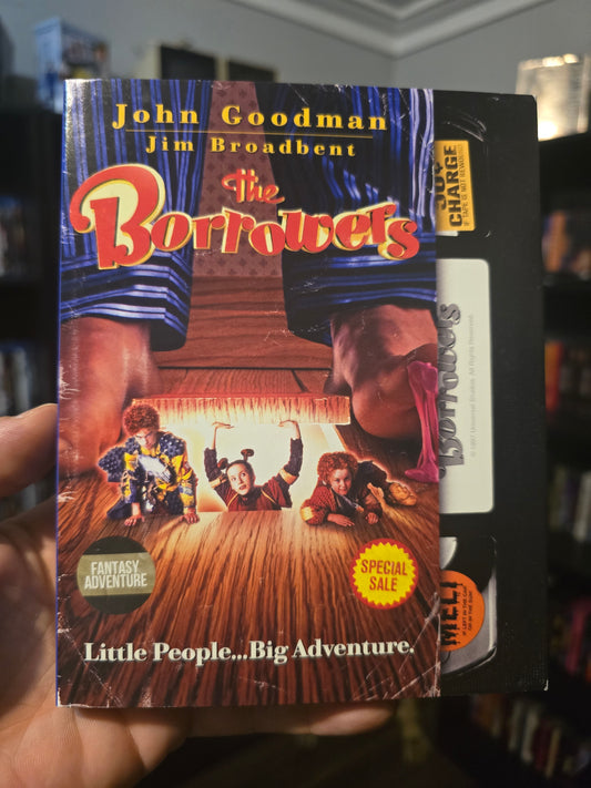 THE BORROWERS [RETRO VHS EDITION] (MILL CREEK) (BLU-RAY)