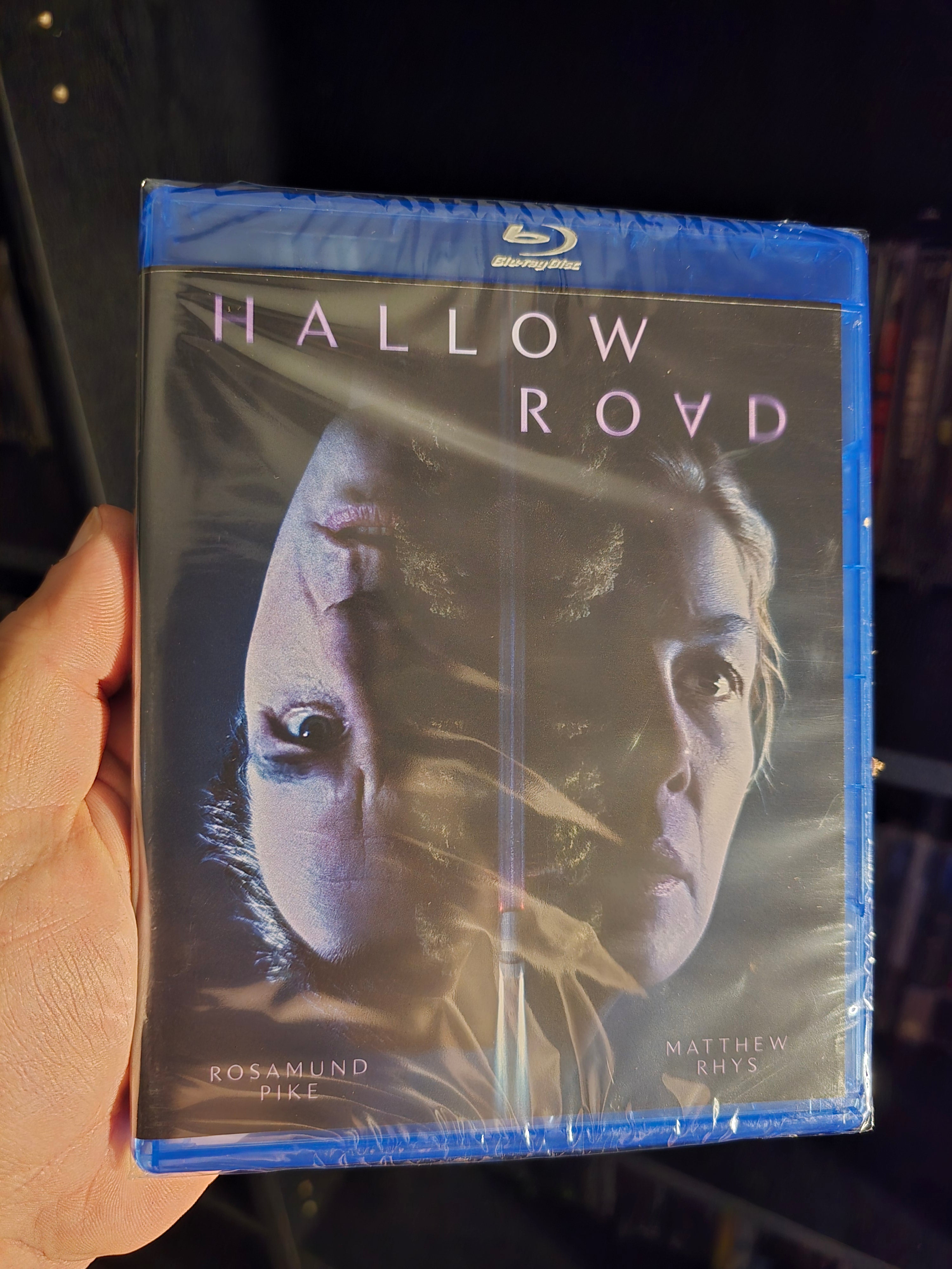HALLOW ROAD (DECAL PARTNERS) (BLU-RAY)
