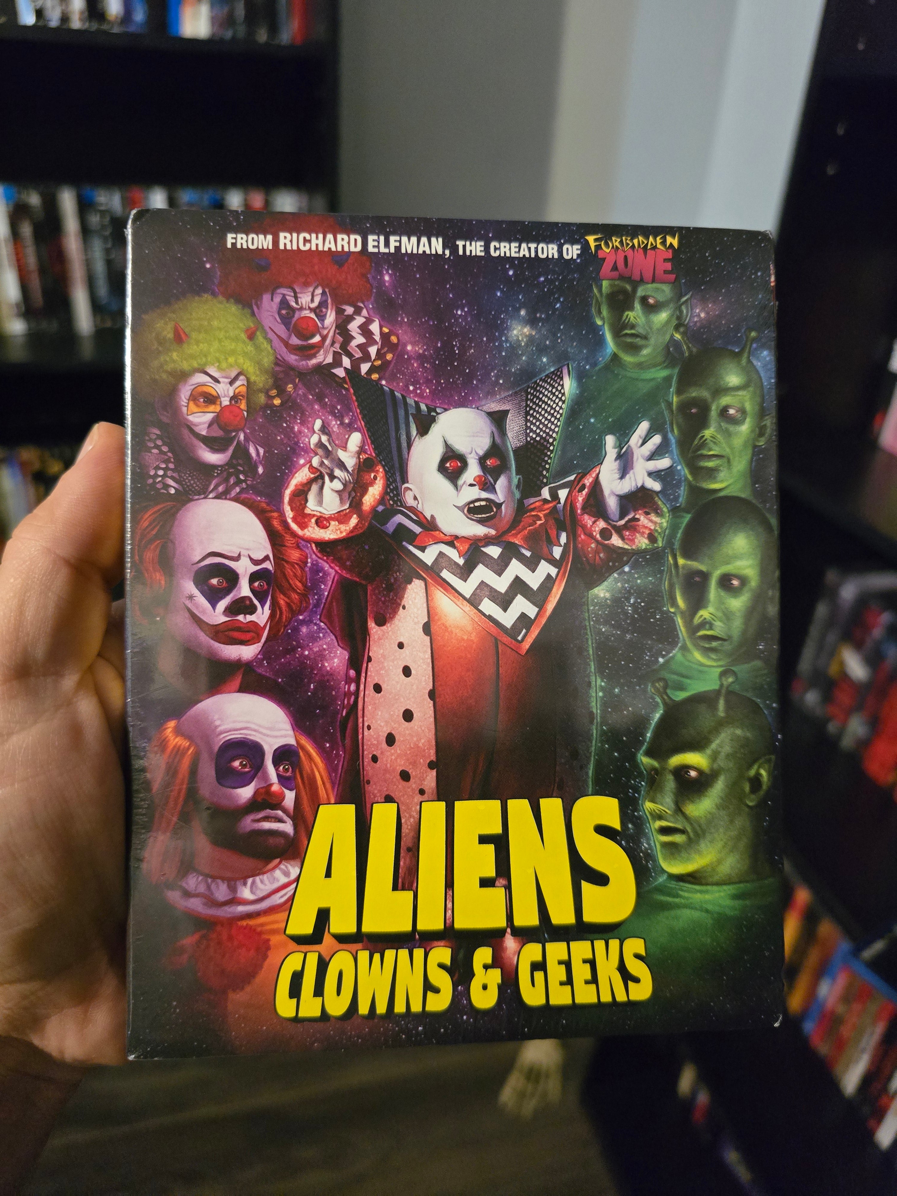 Aliens, Clowns and Geeks [Special Edition] (MVD Visual) (Blu-ray w/Slipcover)